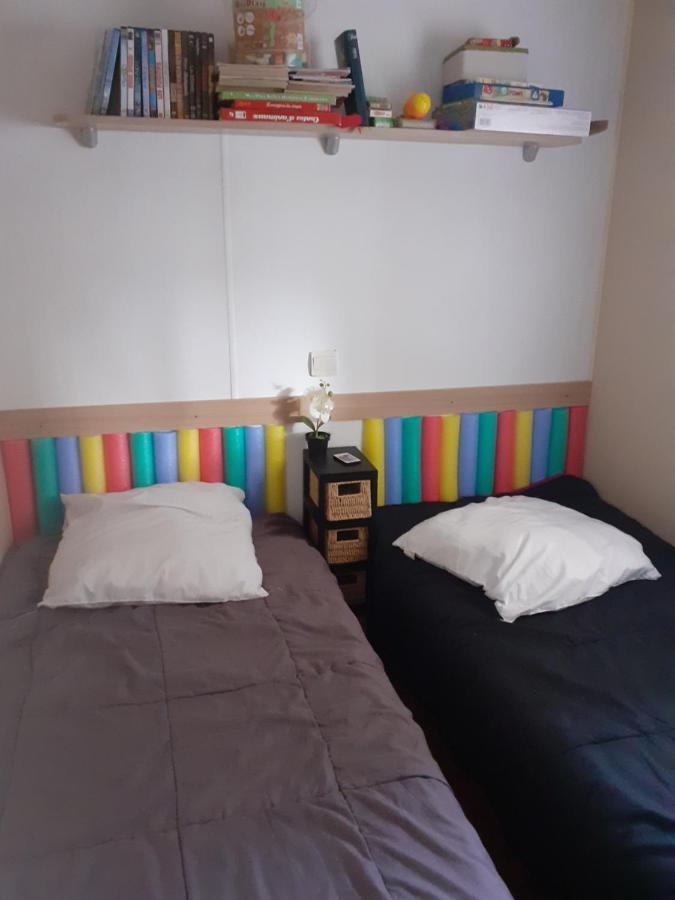 Les Cigales Hotel Вик-Ла-Гардиол Екстериор снимка